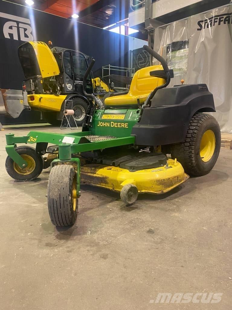 John Deere Z 425 騎乘式割草機