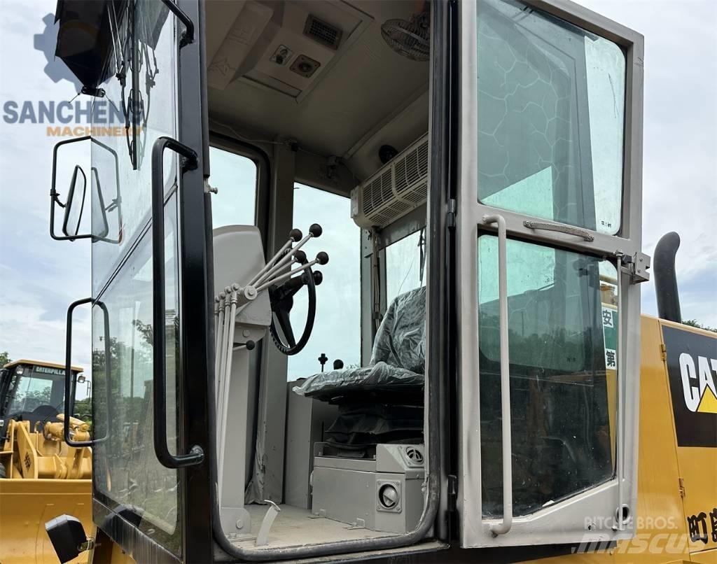 CAT 12 G 平土機
