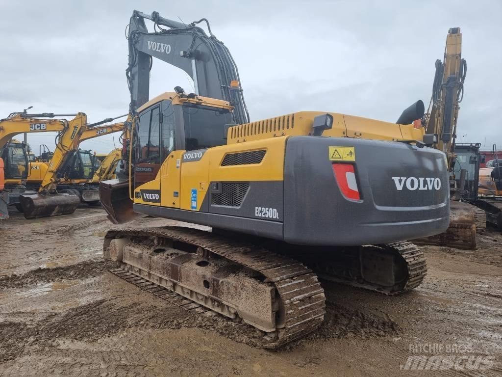 Volvo EC 250 D L 履帶式 挖土機/掘鑿機/挖掘機