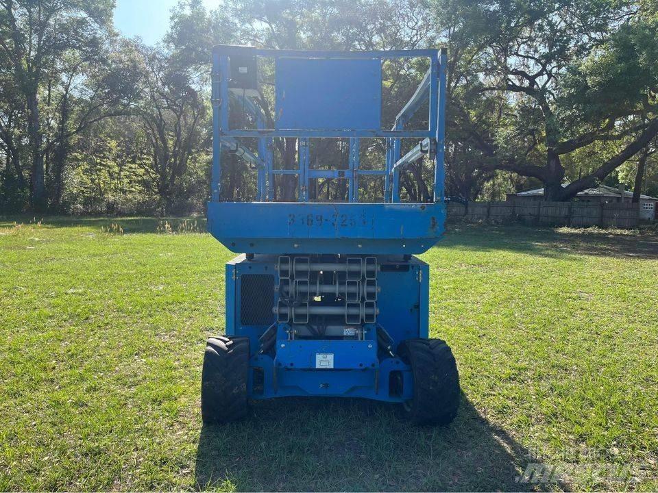 Genie GS 3369 RT 剪式升降機