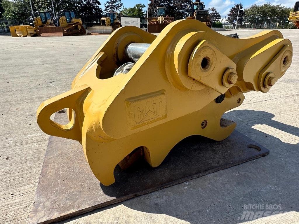 CAT 320 快速連結器
