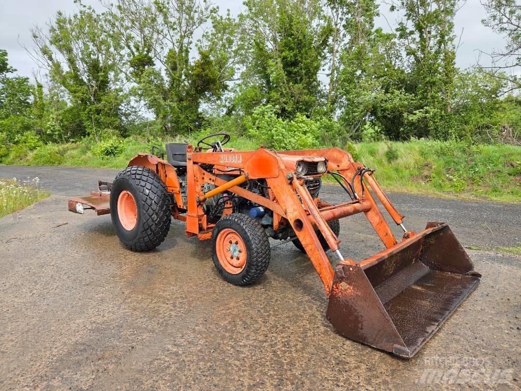 Kubota L 235 小型曳引機