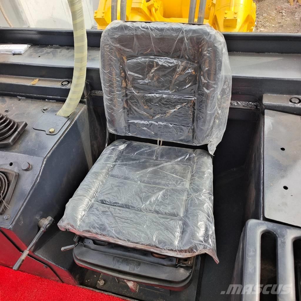 Shantui SD 32 履帶推土機