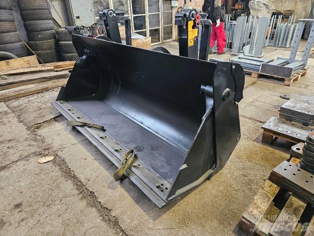 JCB 4 CX 鏟斗