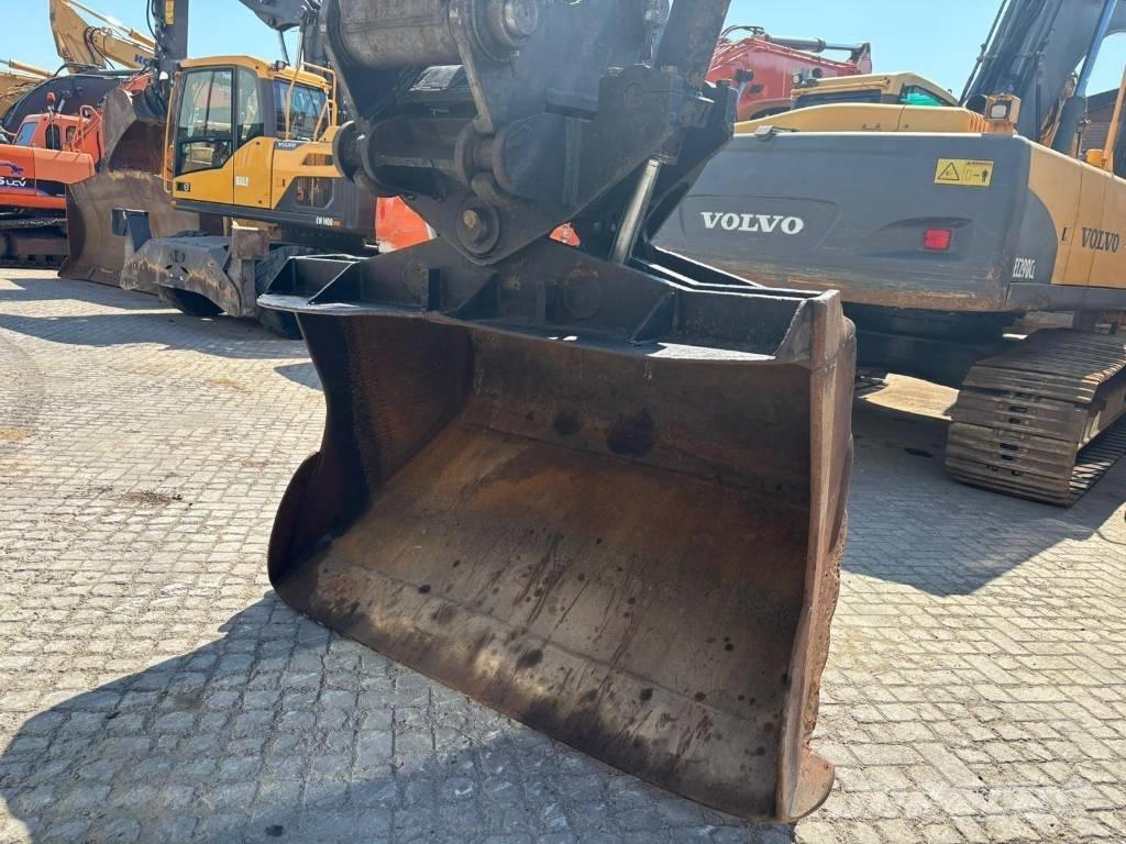 Volvo EC 240 C L 履帶式 挖土機/掘鑿機/挖掘機