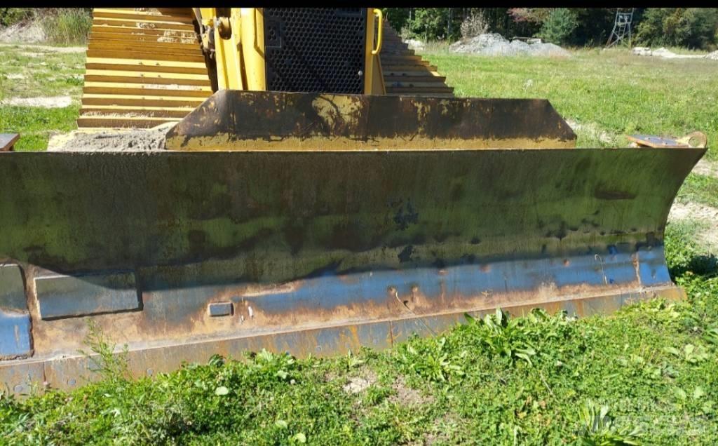 CAT D 6 N 履帶推土機