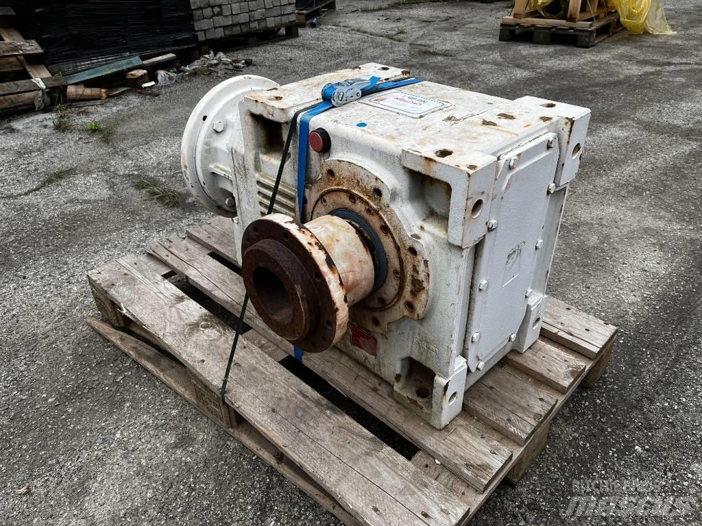 Bonfiglioli A903 輸送機