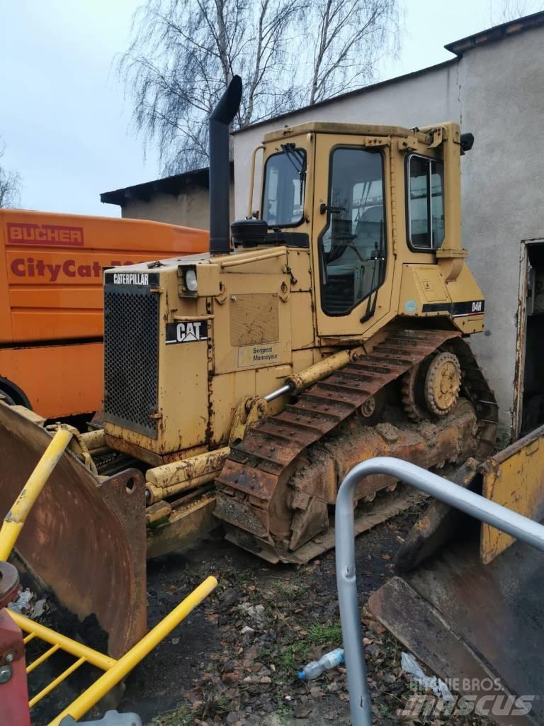 CAT D 4 H 履帶推土機