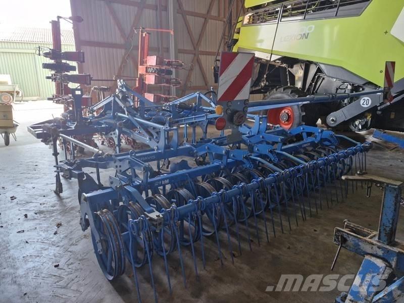 Lemken Karat 9/400 中耕管理機
