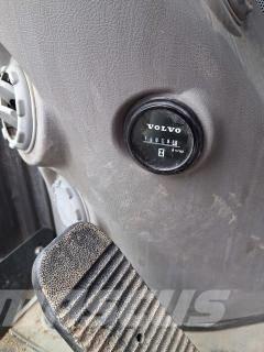 Volvo EW 205 D 旋轉式挖土機/掘鑿機/挖掘機