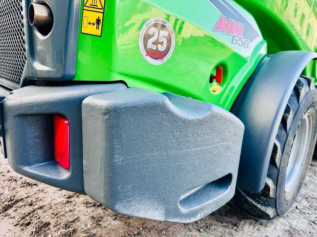 Avant 650 i 多功能裝載機