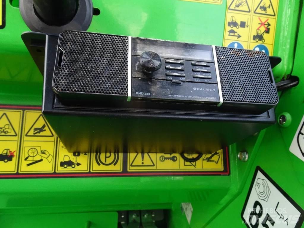Avant 735 伸縮輪式裝載機