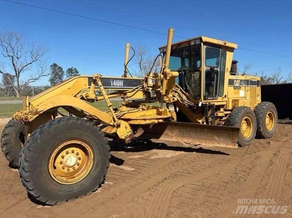 CAT 140H 平土機