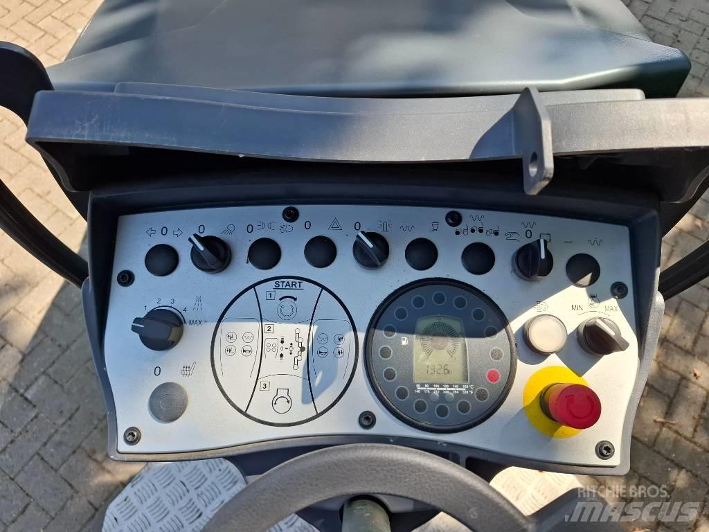 Bomag BW 120 AC-5 複合式滾壓機