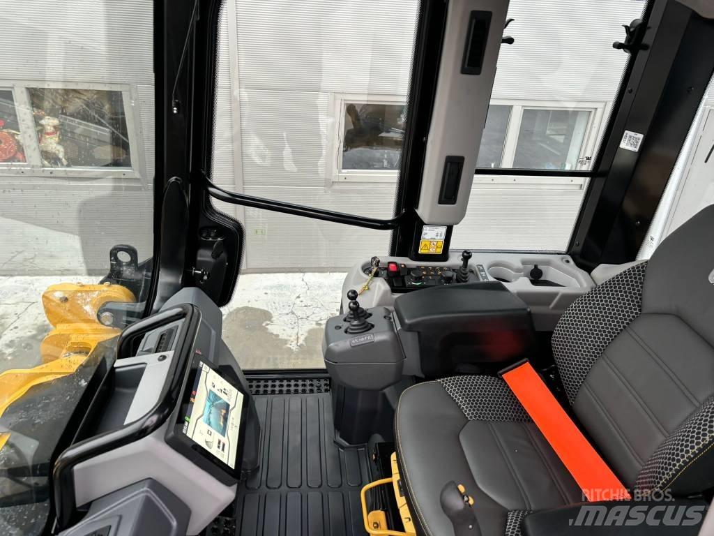 CAT 963 *MIETE/RENTAL 推土機