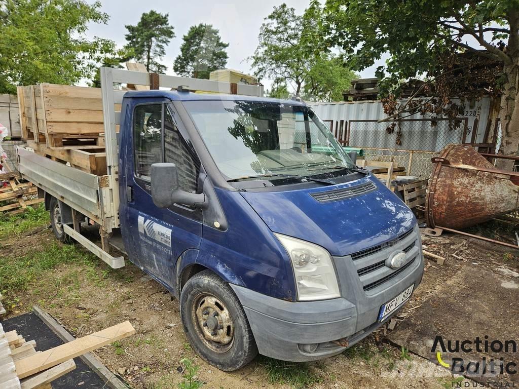 Ford Transit 傾卸車