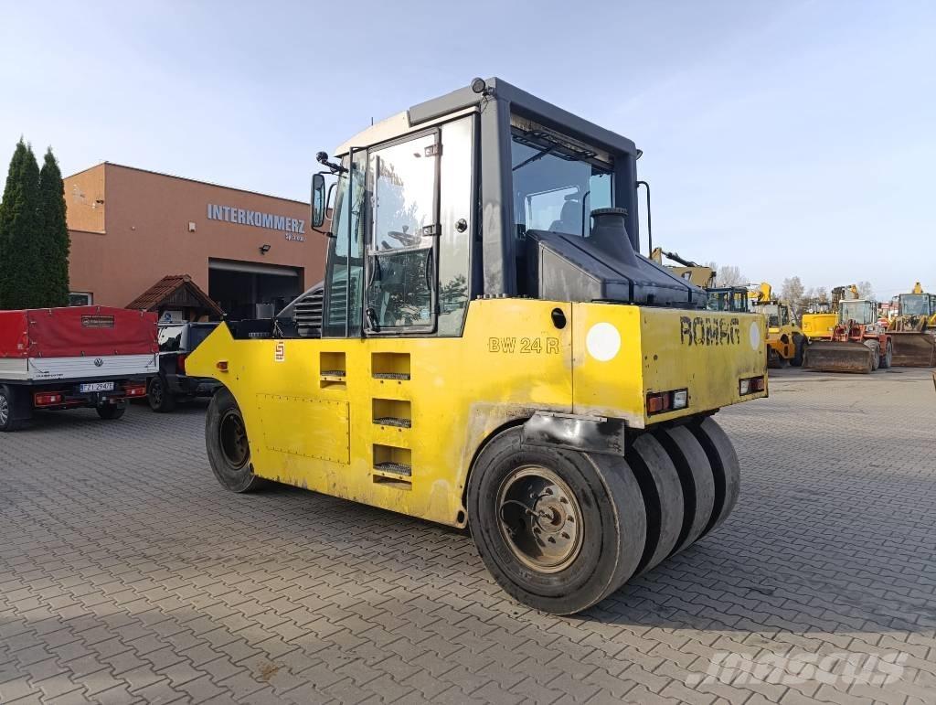 Bomag BW 24 R 膠輪滾壓機