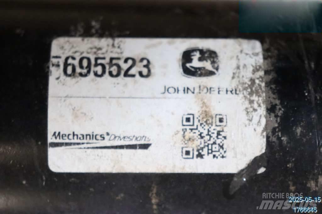 John Deere 1510G 集運機