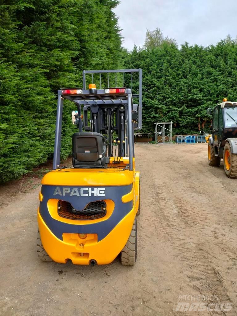 Apache HH307 柴油卡車