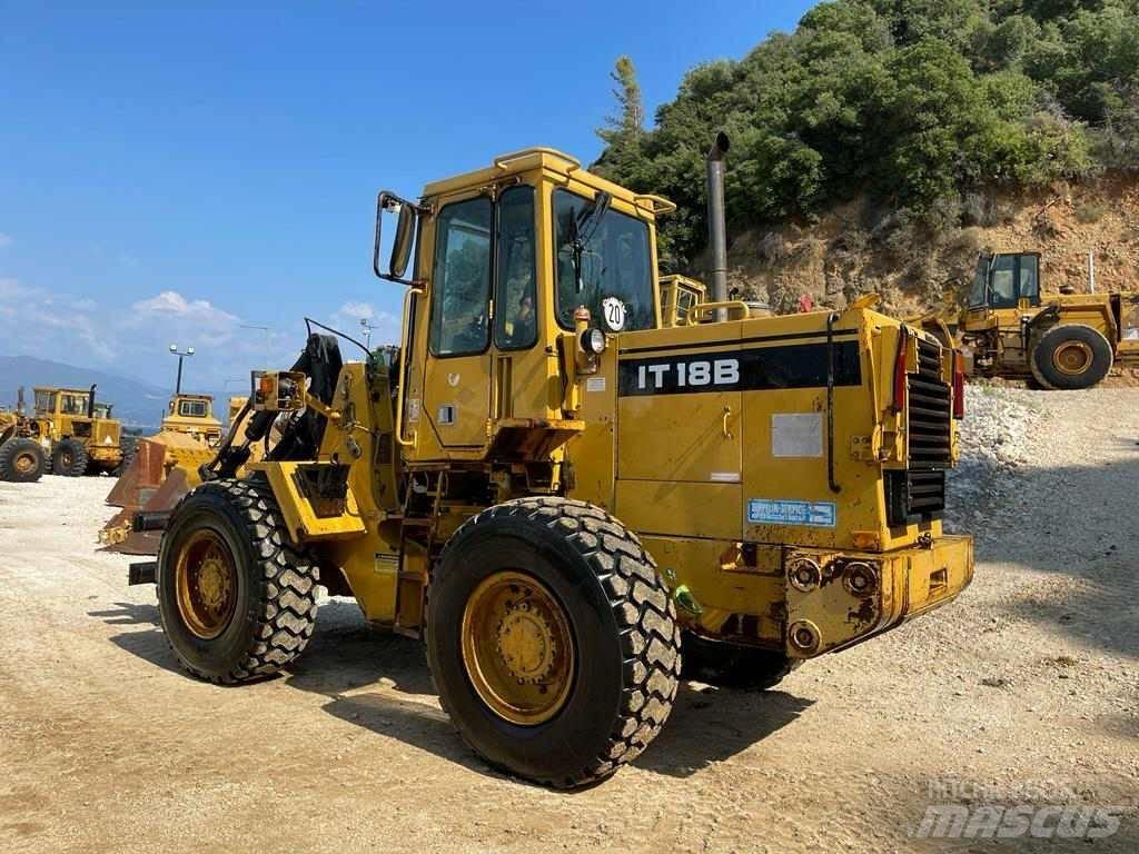 CAT IT 18 B 輪胎式裝載機