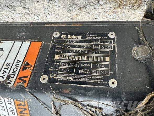 Bobcat 15C 輕型鑽孔機