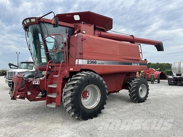 Case IH 2366 聯合收穫機