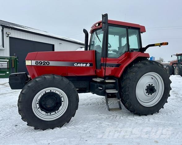 Case IH 8920 曳引機