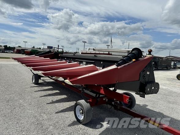 Drago 830 聯合收割機頭