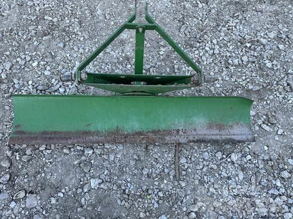 John Deere 60 鏟刀