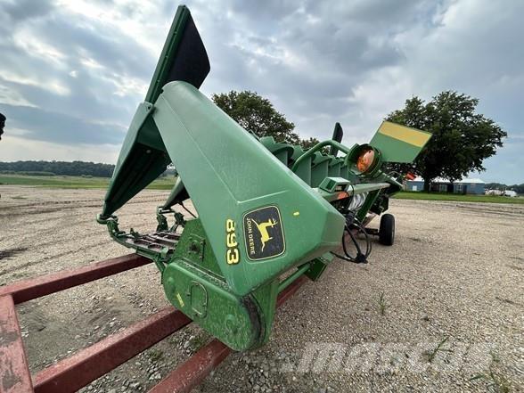 John Deere 893 聯合收割機頭