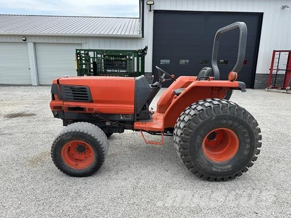 Kubota L4200 曳引機
