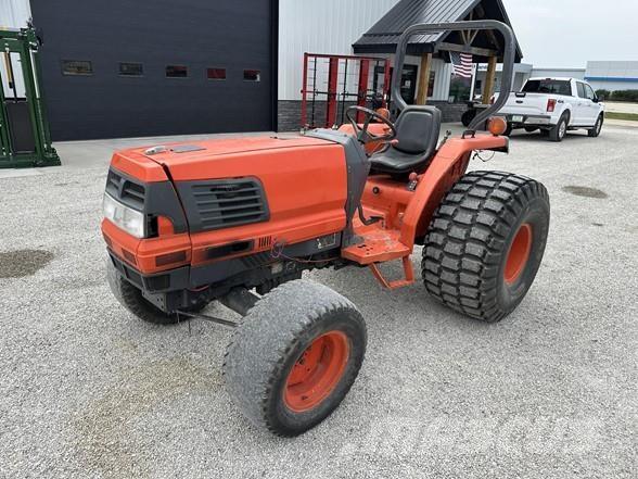 Kubota L4200 曳引機
