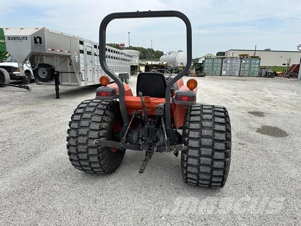 Kubota L4200 曳引機
