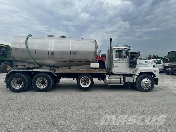 Mack RS600L 其他