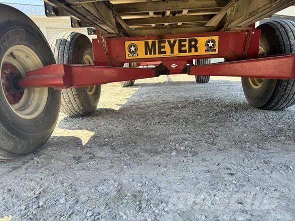 Meyer 4620 青飼料搬運車