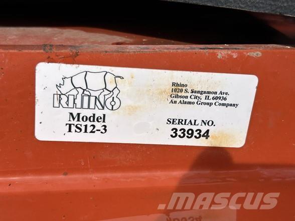 Rhino TS12 割草調節裝置