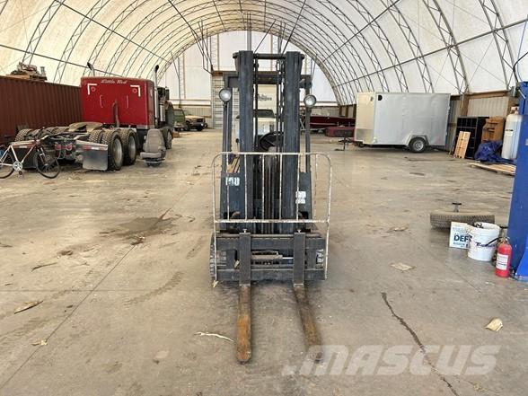 Yale GLC040AE 柴油卡車