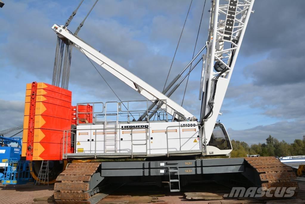 Liebherr LR 1300 SX 履帶式起重機
