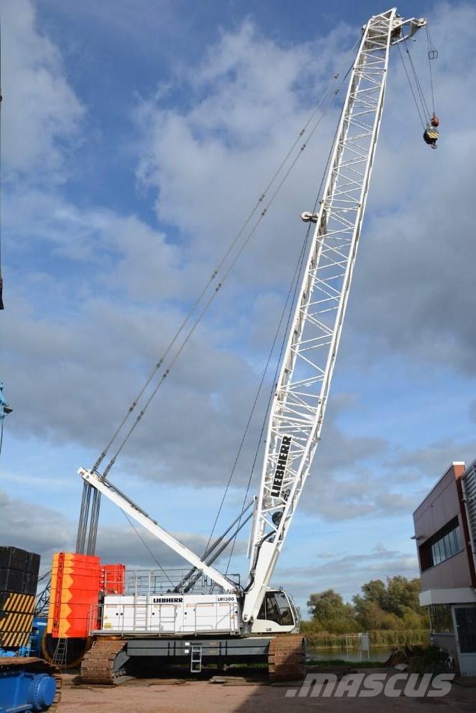 Liebherr LR 1300 SX 履帶式起重機
