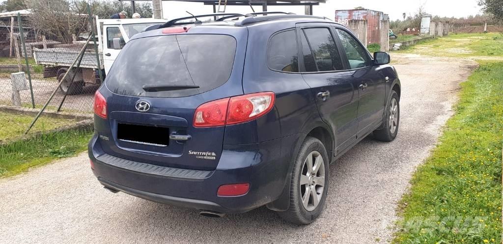 Hyundai SANTA FE 汽車
