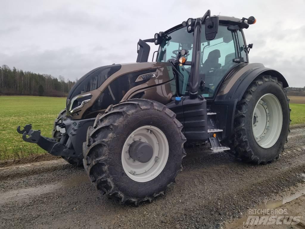 Valtra T 255 Versu 曳引機