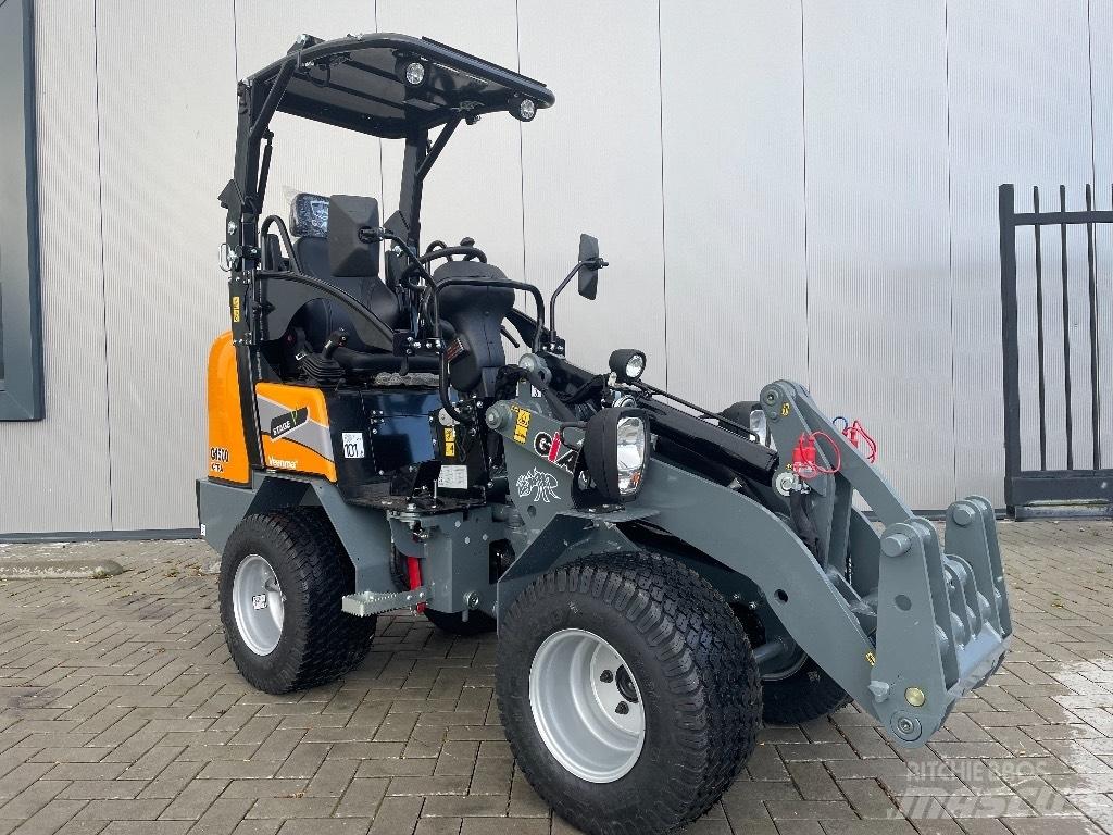 GiANT G1500 X-tra 多功能裝載機