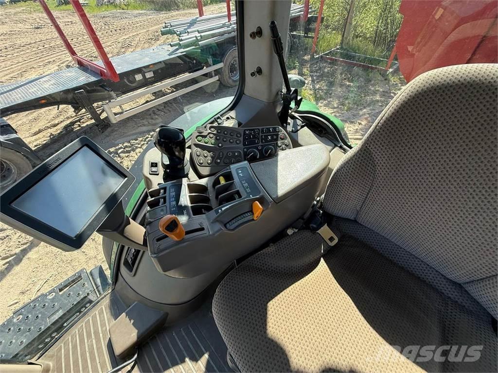 John Deere 7230R 曳引機