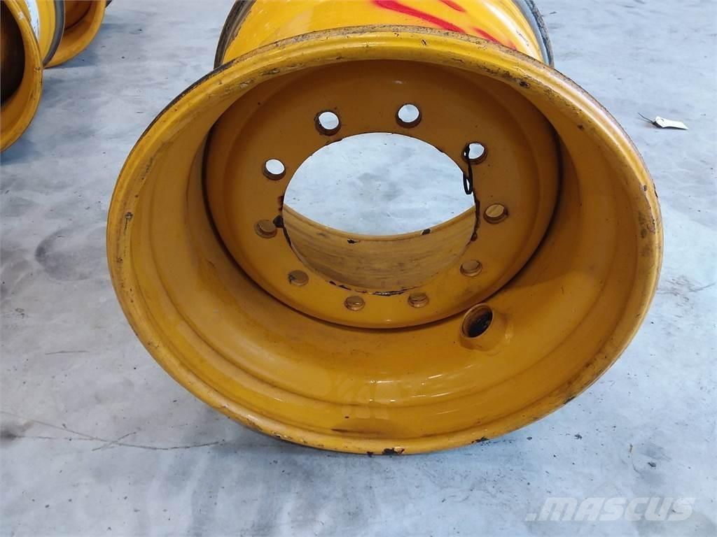 Rottne H11 20x24,5 輪胎、車輪和輪圈
