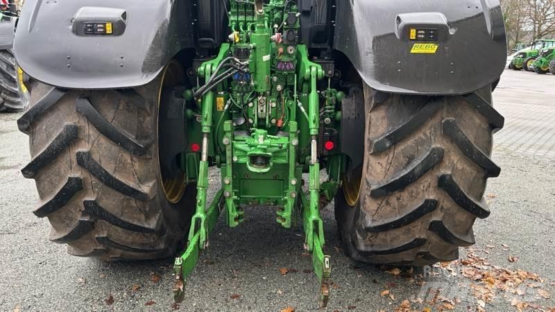 John Deere 6230 R 曳引機