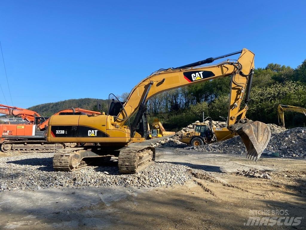 CAT 323 D 履帶式 挖土機/掘鑿機/挖掘機