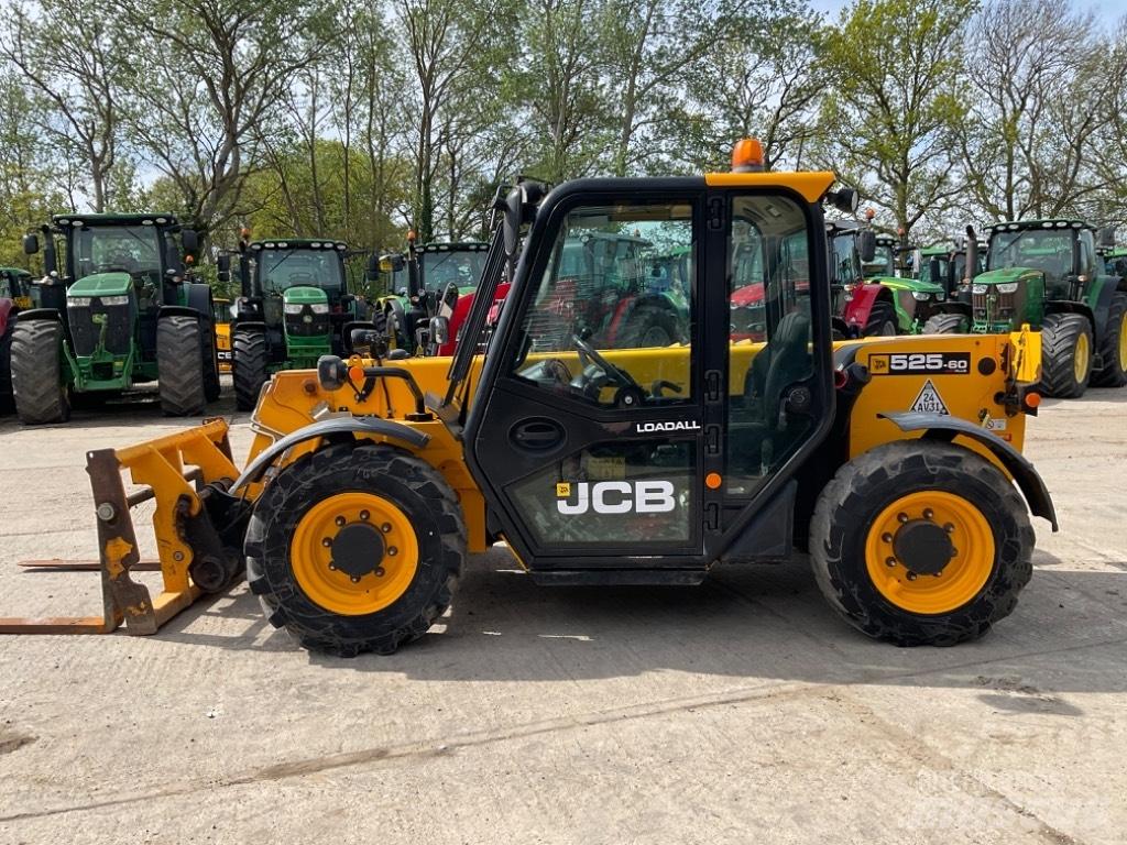 JCB 525-60 AGRI PLUS 農業用伸縮臂裝載機