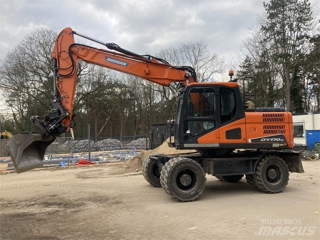Doosan DX 170-5 W 旋轉式挖土機/掘鑿機/挖掘機