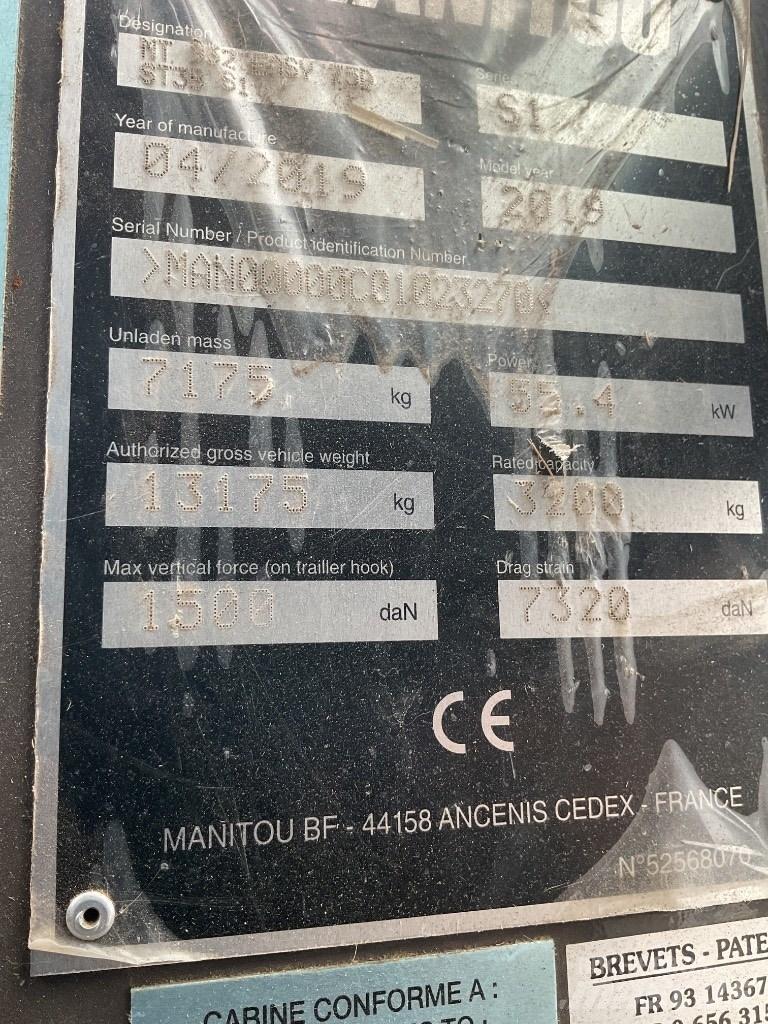 Manitou MT932 伸縮臂操作車