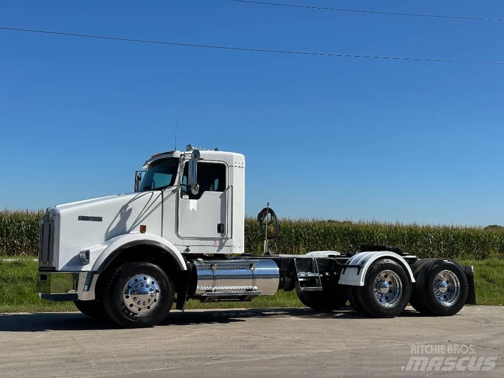 Kenworth T 800 曳引機組件